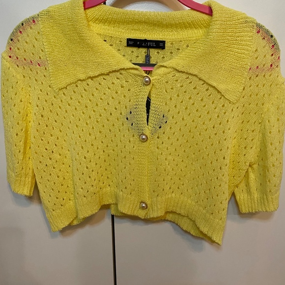 Tops - Picture 3 of 16